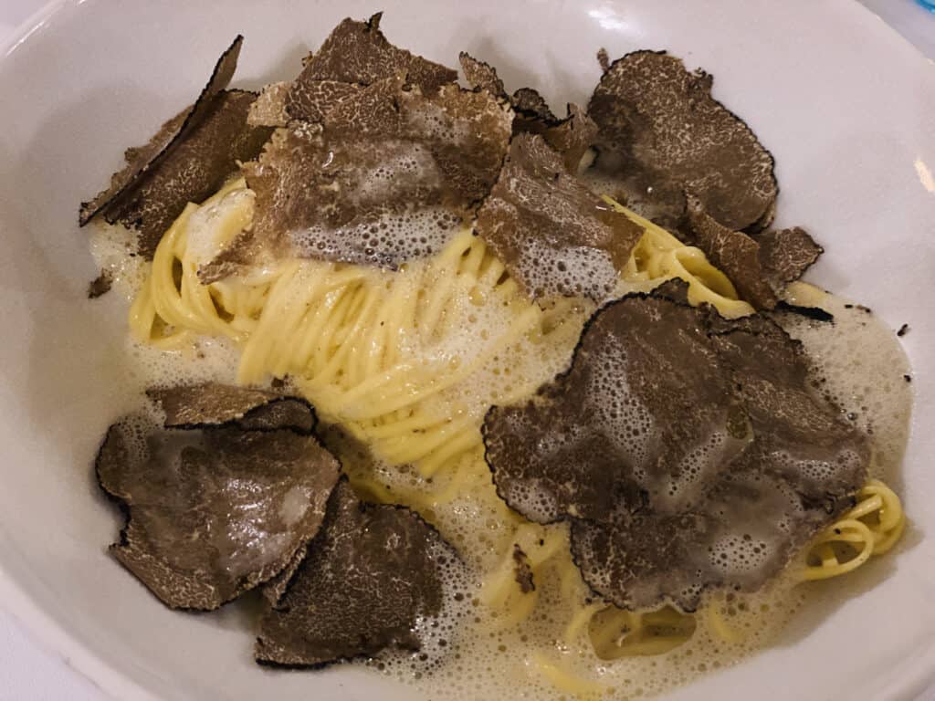 Spaghetti with truffle