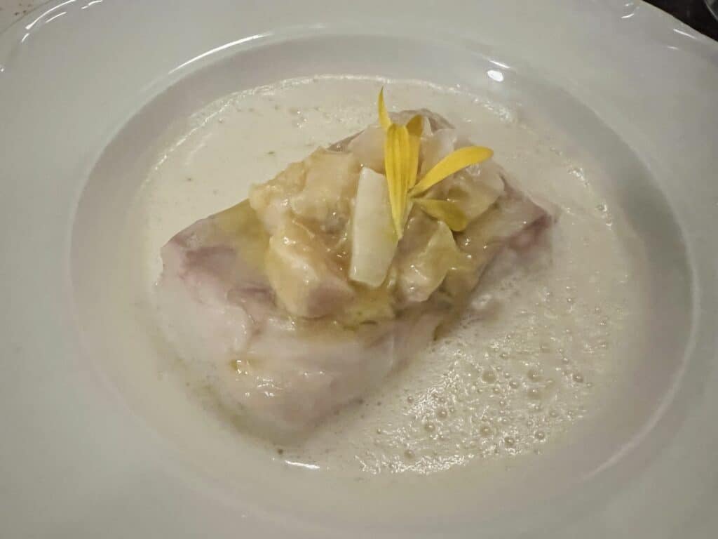 Zeebaars met passievrucht